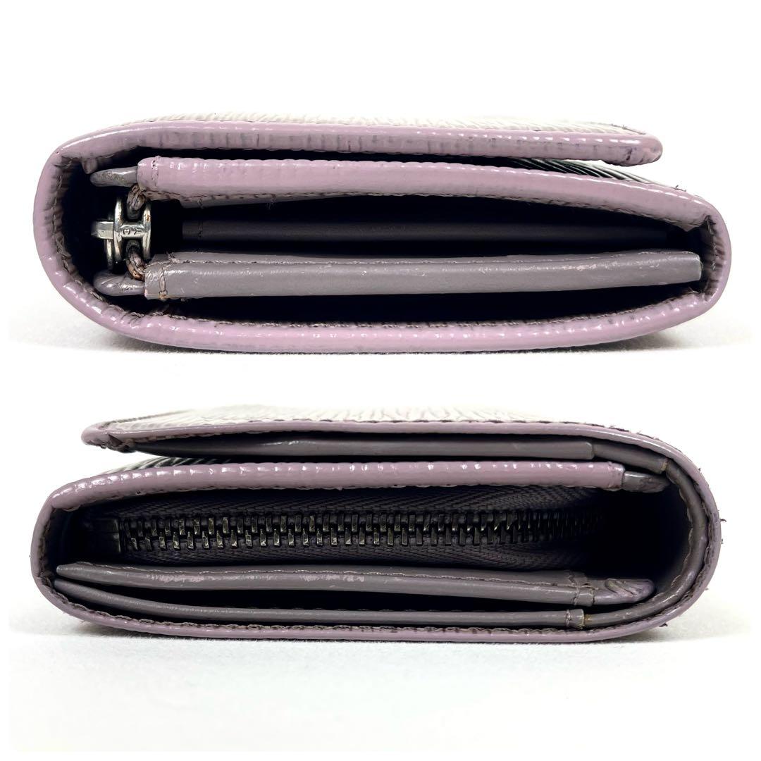 ルイヴィトン　折り財布　エピ　ポルトモネビエトレゾール　Ｌ字ファスナー　レザー