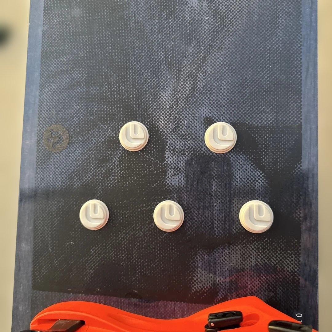 MOSS TOTO BLACKスノーボード、FLUXバインディングセット