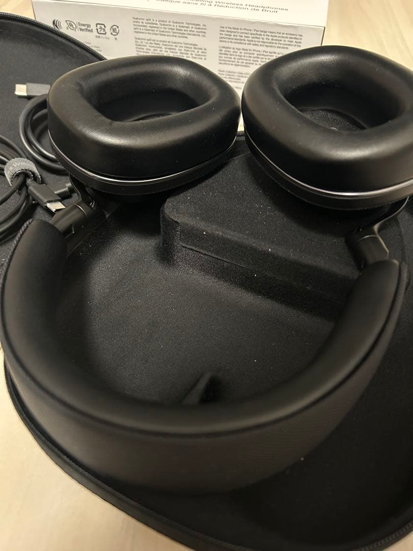 Bowers & Wilkins Px7 S2eワイヤレスヘッドホン