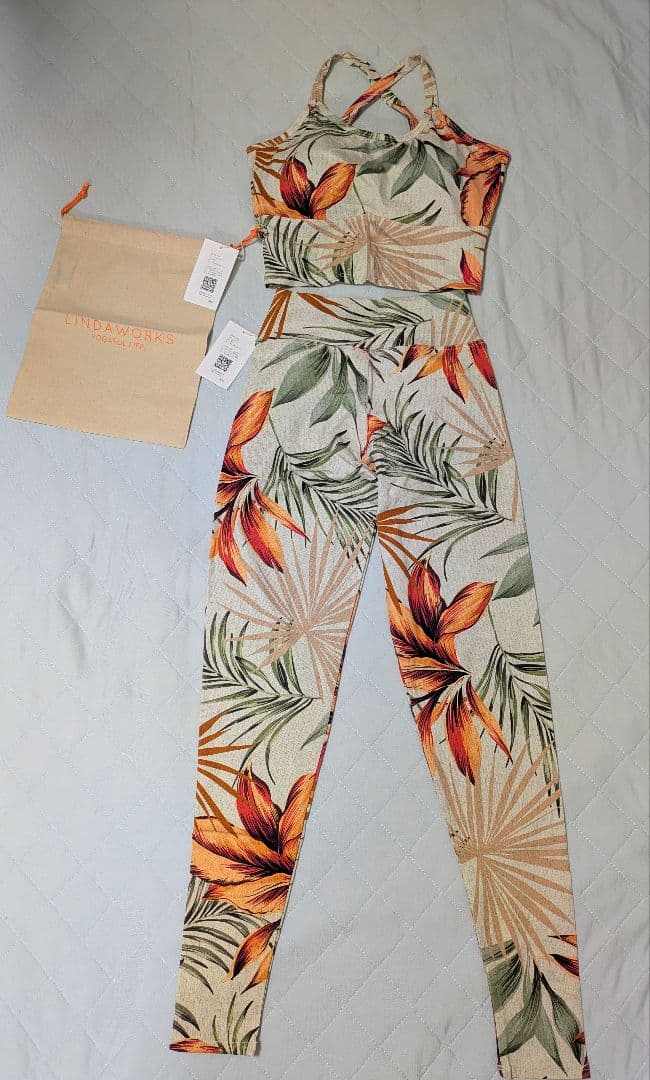 タイムセール♡新品タグ付【リンダワークス】花柄ヨガ上(P)下(М)コモレビ