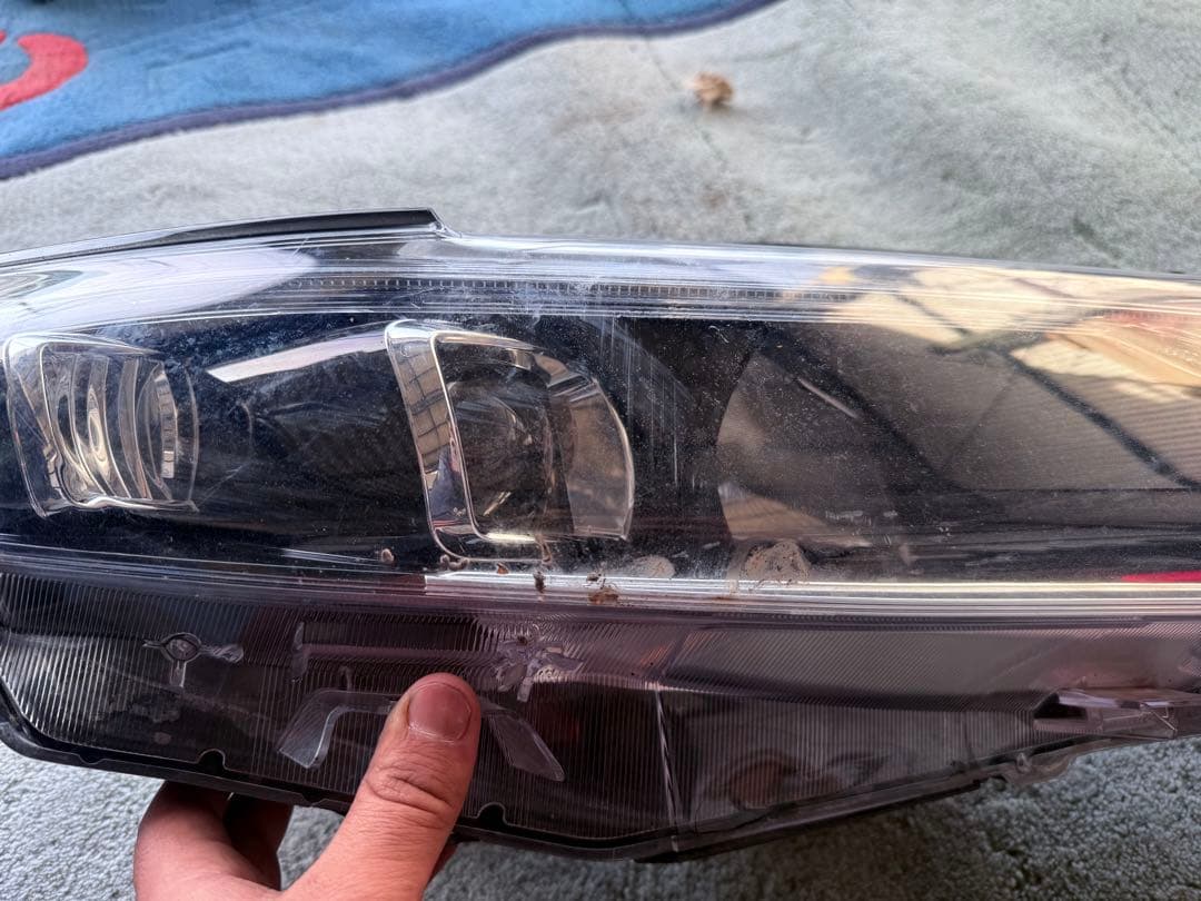 ハリヤー60系 右ヘッドライト