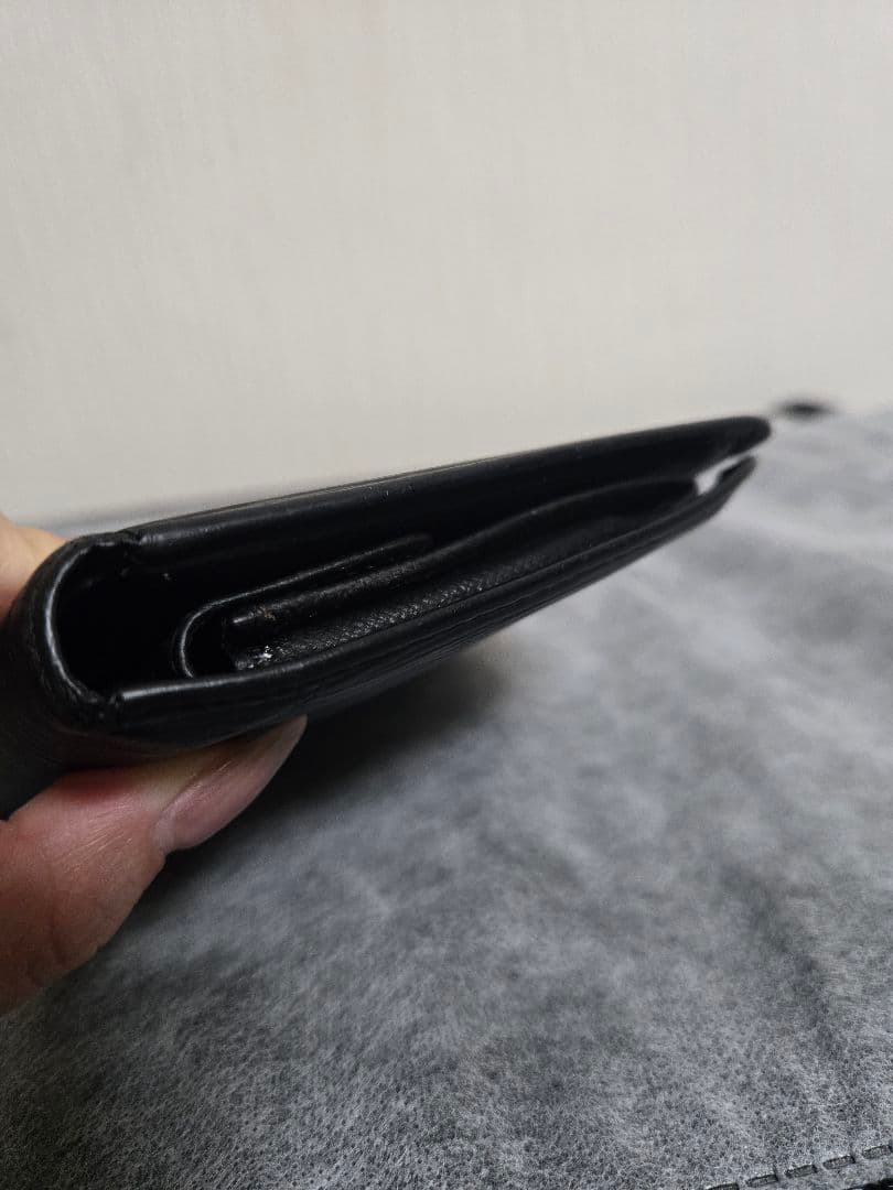 LOUIS VUITTON ルイヴィトン エピ 2つ折り財布