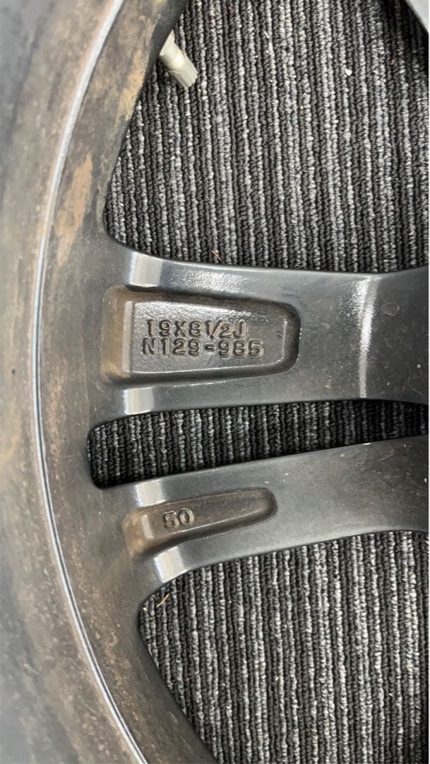 日産　純正　スカイライン　RV37 400R 19 4本　空気圧センサー付き