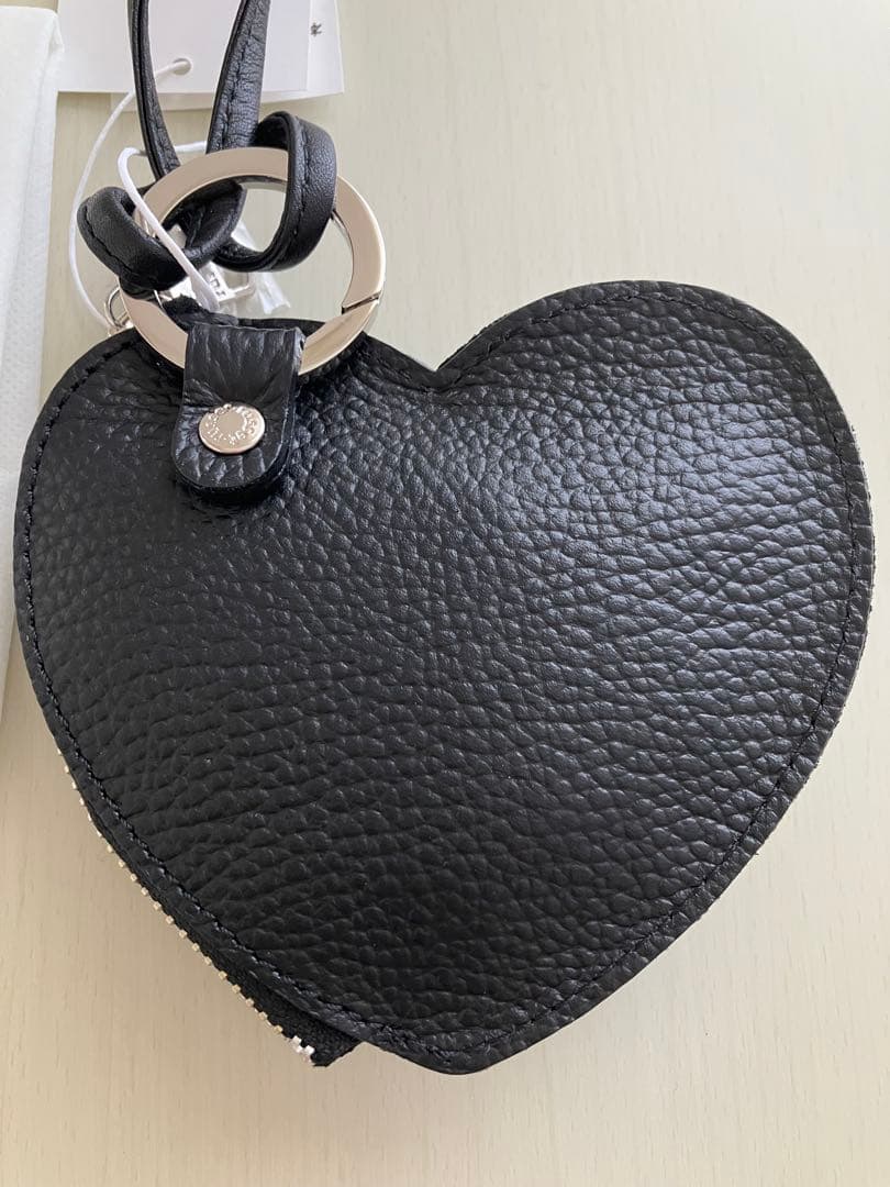 ラシット　ハート型チャーム