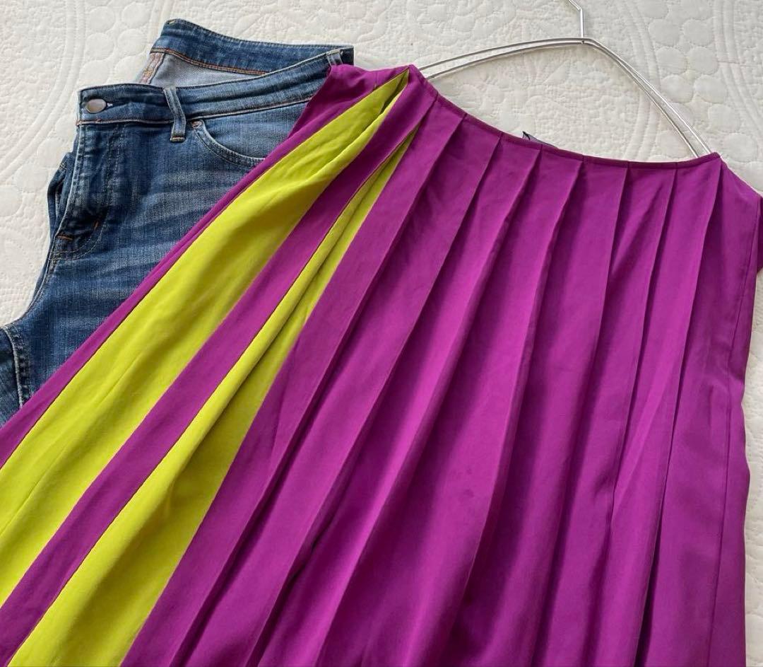 MAX&Co. バイカラープリーツワンピース　ゆったり　リゾートにも