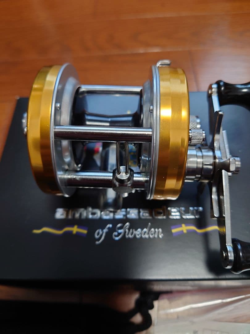 ABU✕ディスプライト✕福田アンバサダー5501CS ROCKETライブゴールド