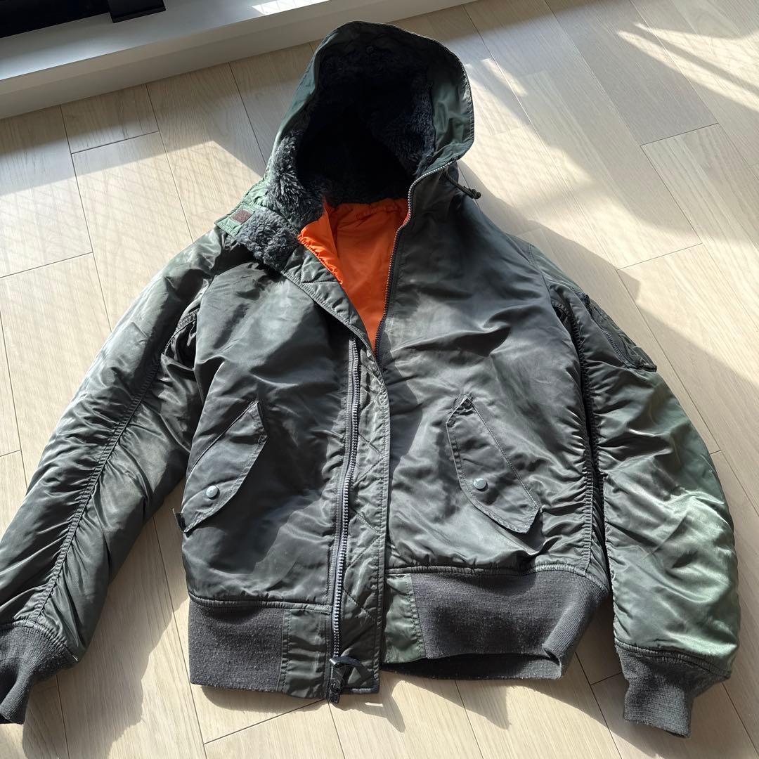 アルファインダストリーズ　オリーブグリーン MA-1 フライトジャケット L