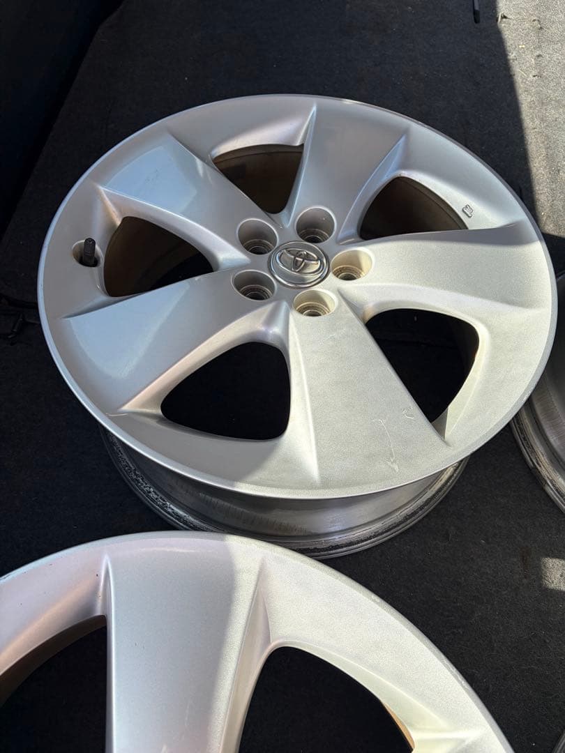 19　30プリウス純正１７インチホイール4本セット　ツーリング