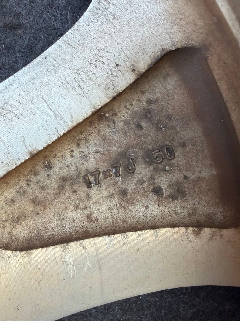 19　30プリウス純正１７インチホイール4本セット　ツーリング