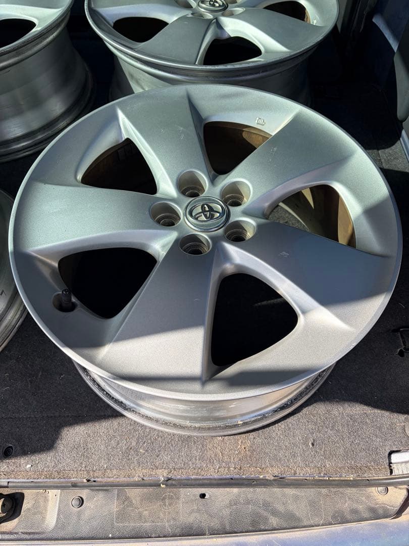 19　30プリウス純正１７インチホイール4本セット　ツーリング