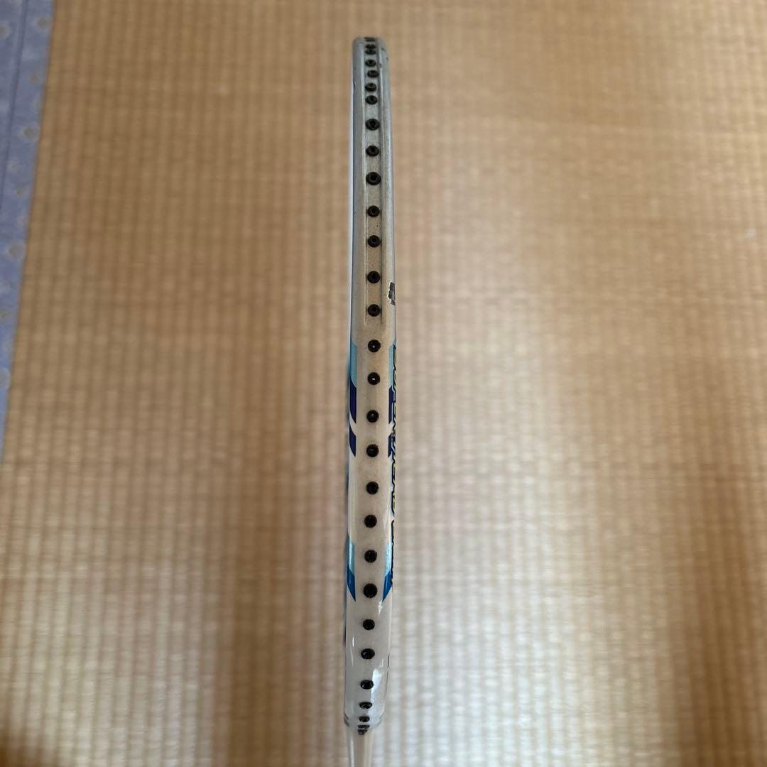 バドミントンラケット ホワイト/ブルー4UG5