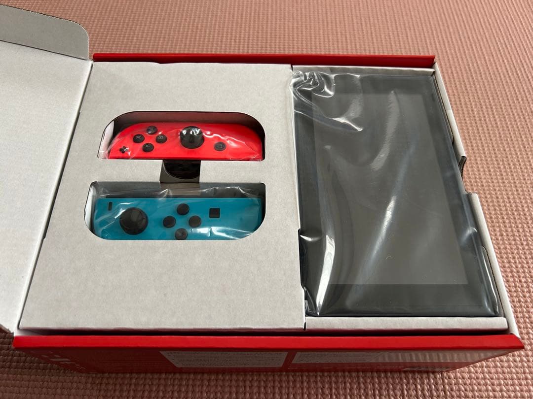 『新品未使用！！』　Nintendo Switch 本体