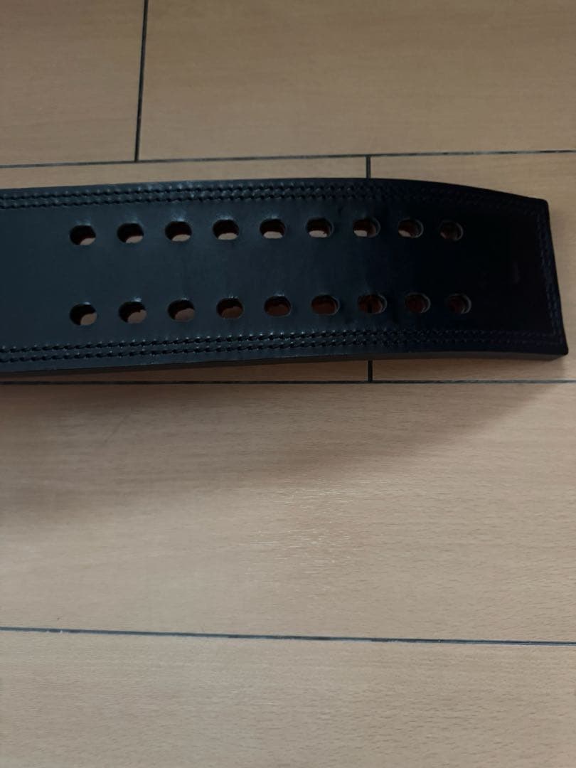 【SBD】パワーリフティングベルト 13mm Mと【Schiek】パワーベルトM