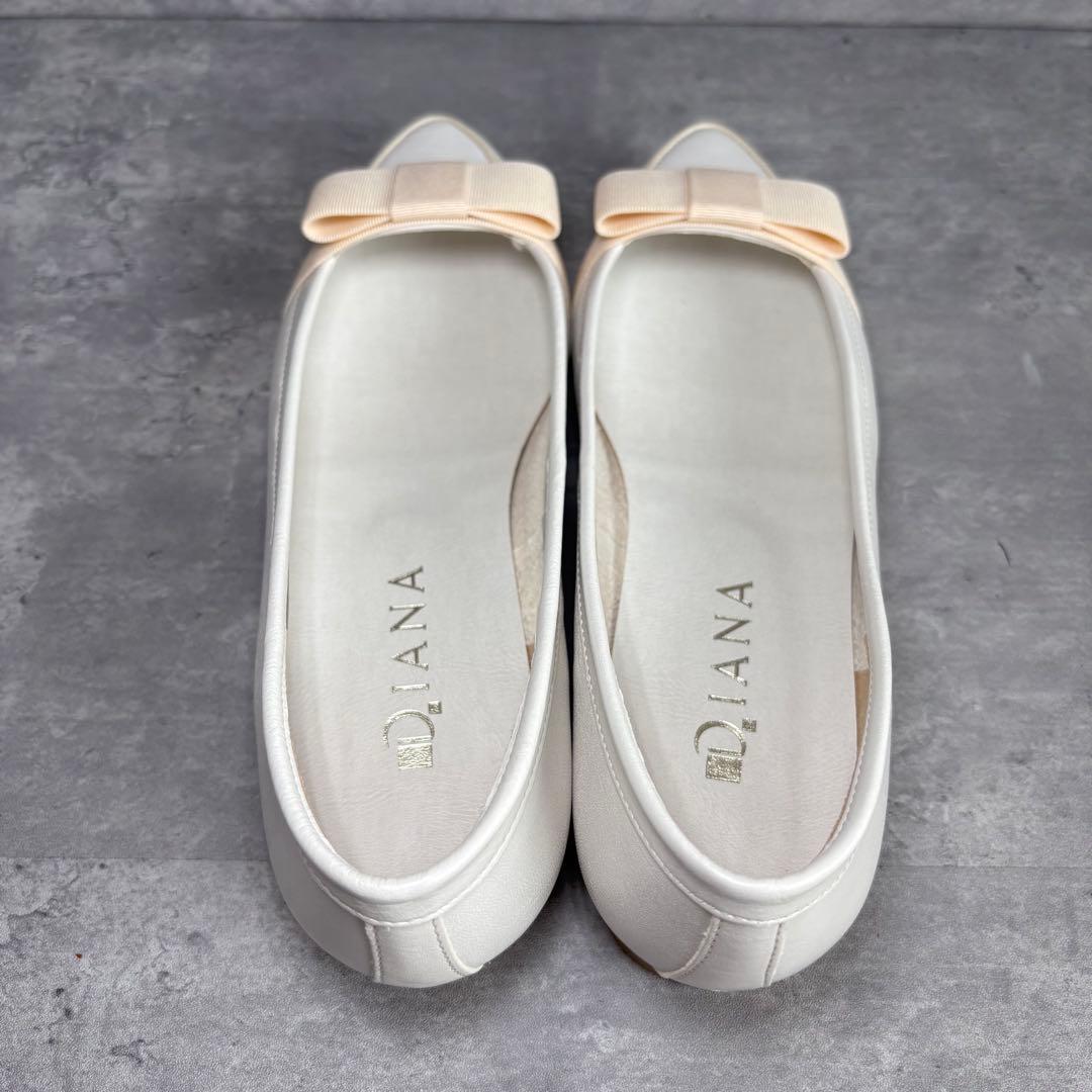 【新品】DIANA ダイアナ　オペラシューズ　リボン　レザー　ポインテッド 白