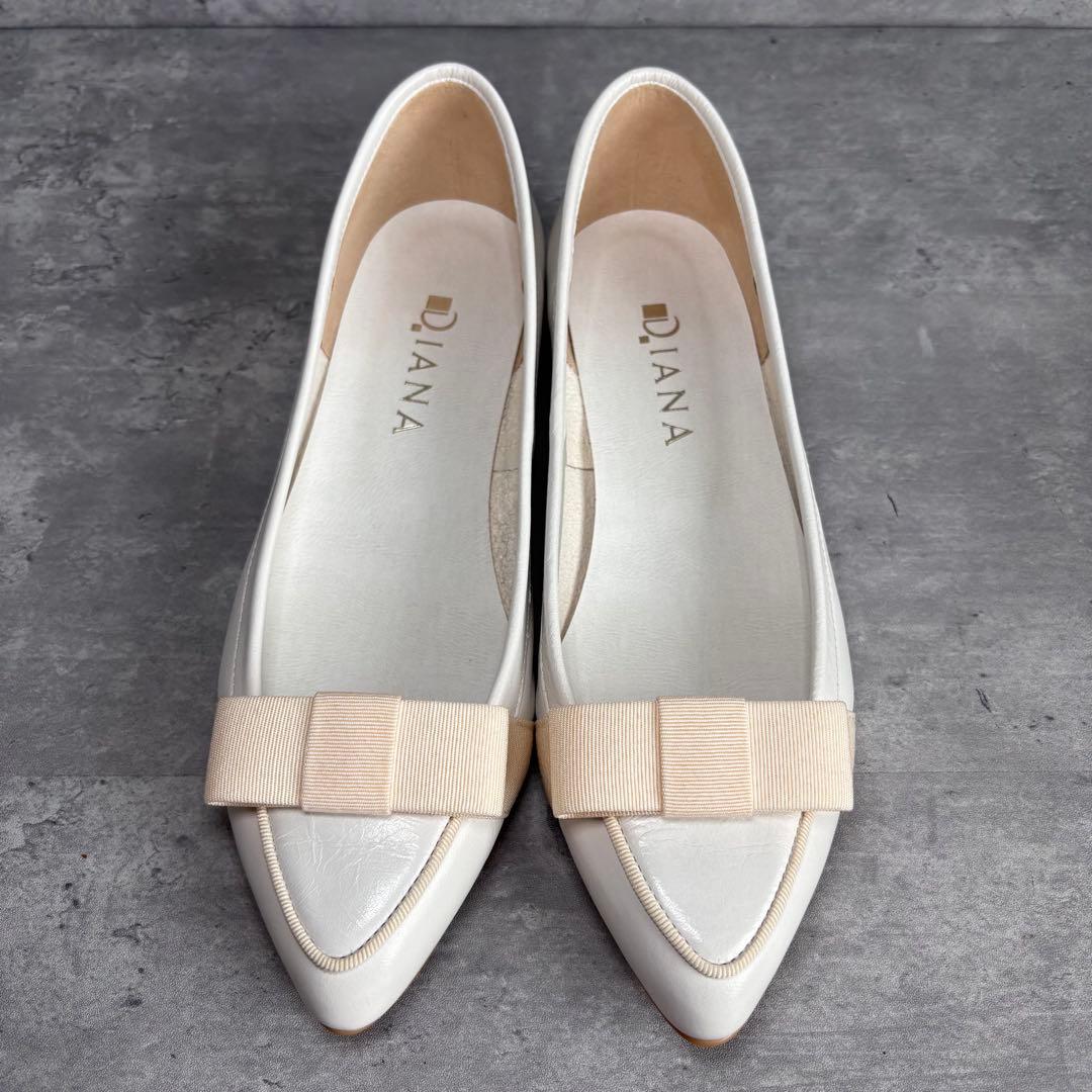 【新品】DIANA ダイアナ　オペラシューズ　リボン　レザー　ポインテッド 白