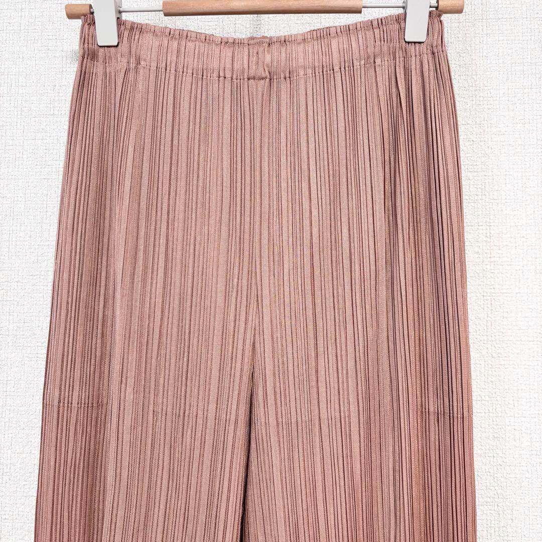 プリーツプリーズ　近年　テーパードパンツ　ポケット　ベージュブラウン　サイズ1