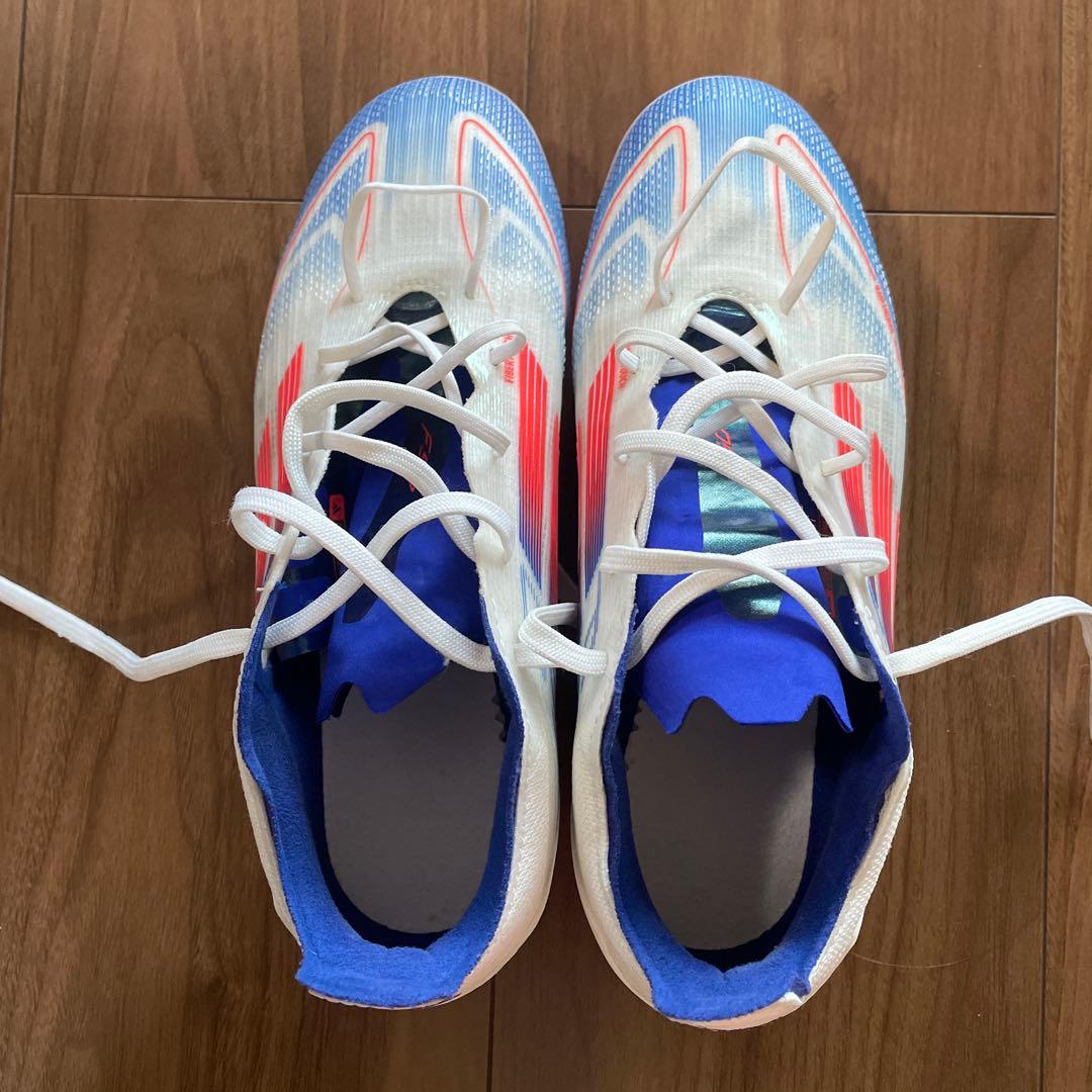 adidas サッカースパイクHGAG