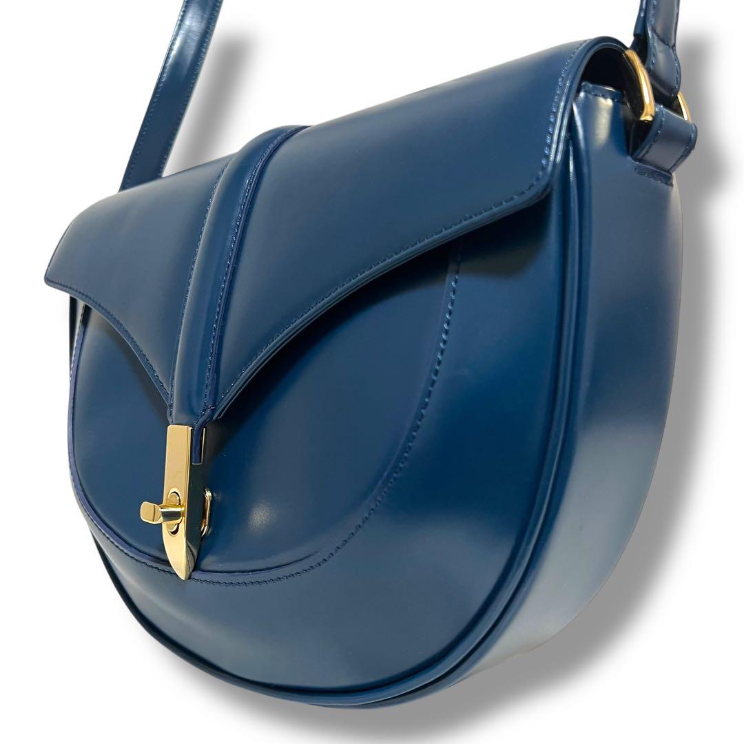 美品 傳濱野 ショルダーバッグ レザー アビスブルー アールクラネ ターンロック