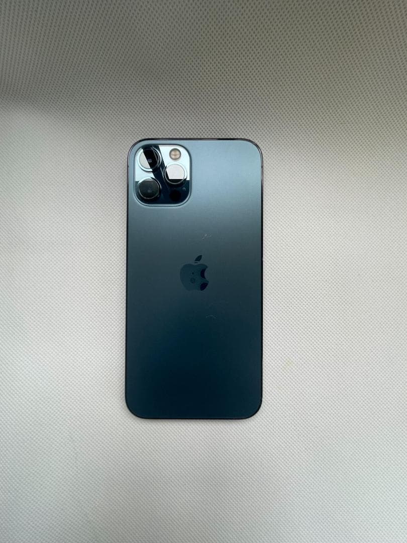 iPhone 12 pro 256GBとSmallRig専用ビデオケージ