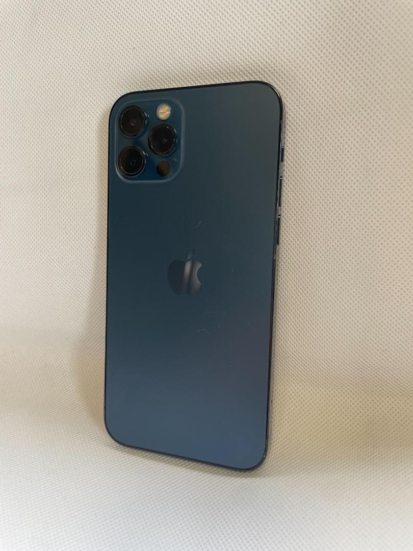 iPhone 12 pro 256GBとSmallRig専用ビデオケージ