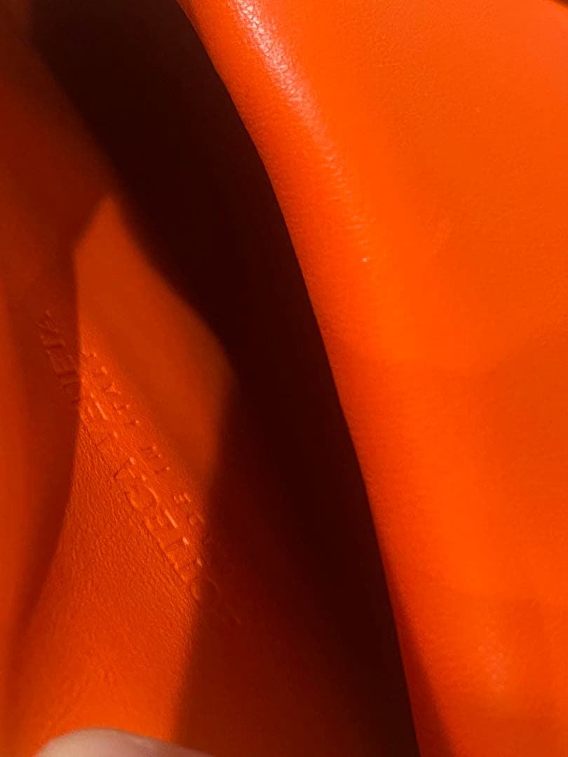 BOTTEGA VENETA　トライアングル　クラッチバッグ美品