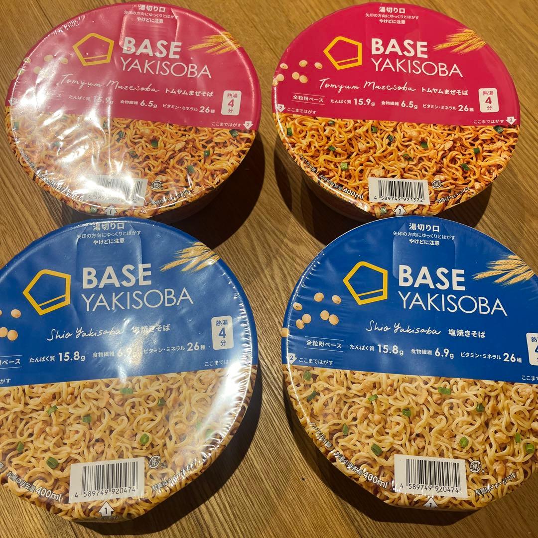 ベースブレッド35袋 やきそば4つ クッキー4袋