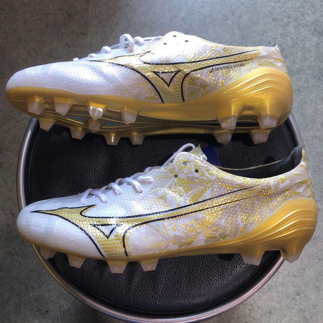 ミズノサッカースパイク新品
