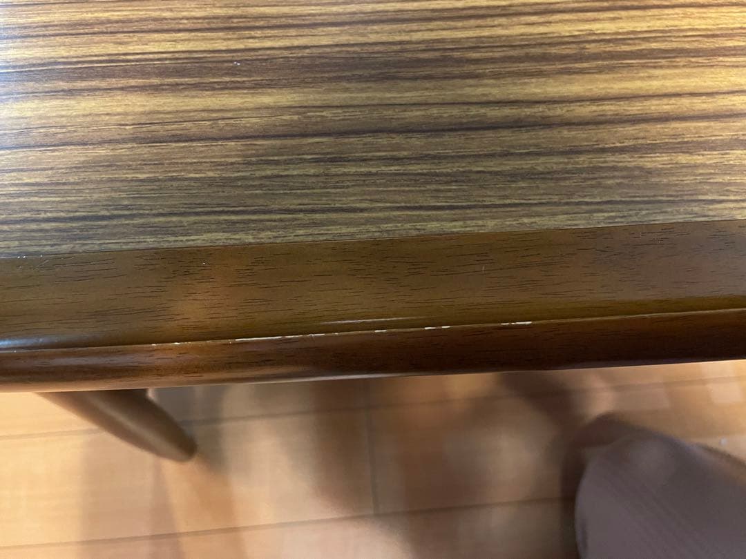 カリモク／テーブル