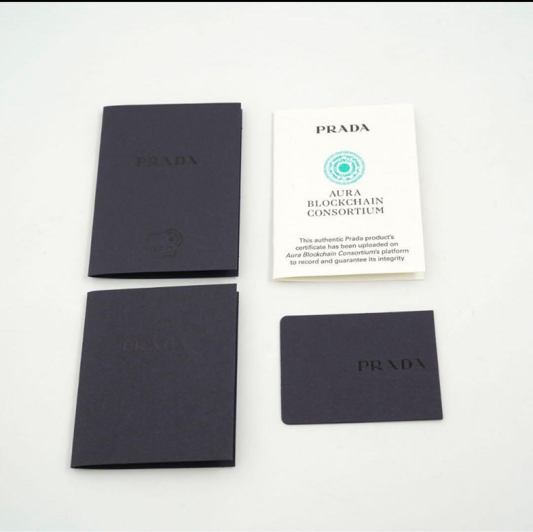 ✨新品未使用・箱付き✨　PRADA ミニ財布　サフィアーノレザー　L字ファスナー