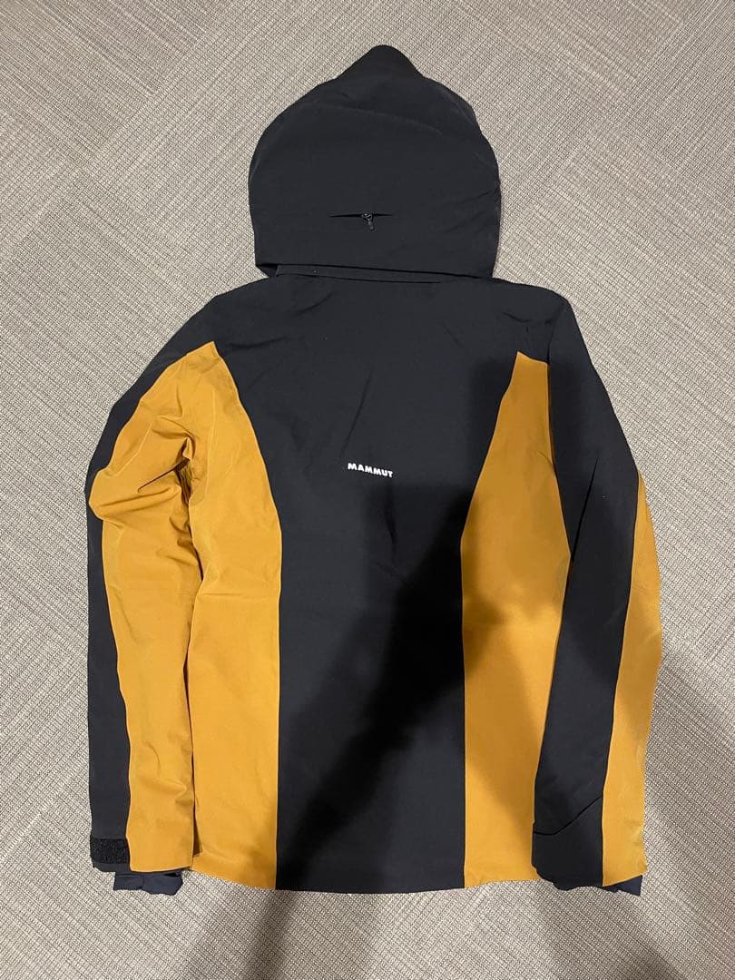 【新品】マムート ストーニー ハードシェル サーモ ジャケット 中綿入りタイプ