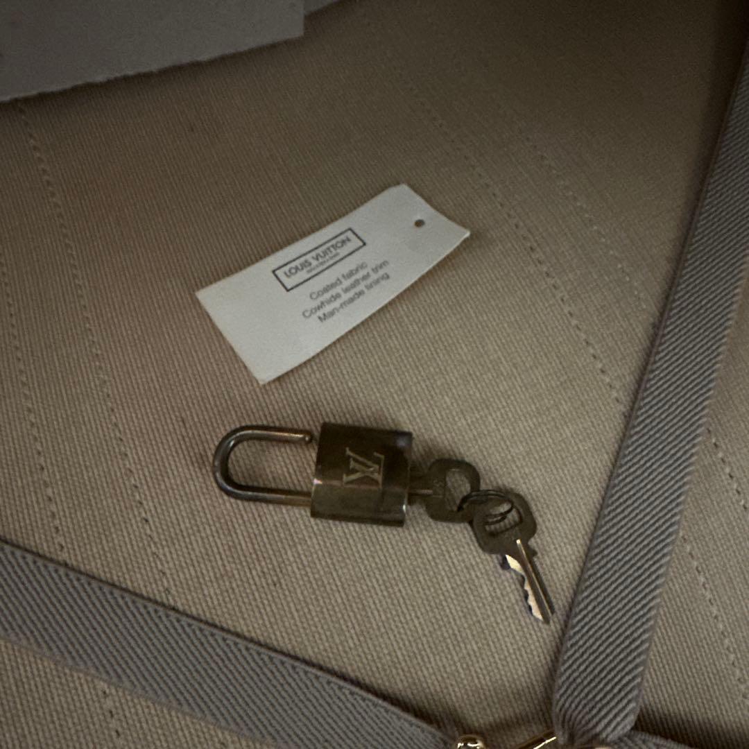 早い者勝ちです ルイヴィトン キャリーバッグ