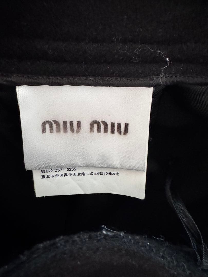 MIU MIU 黒 ボタン付きミニスカート 36 1度着用クリーニング済