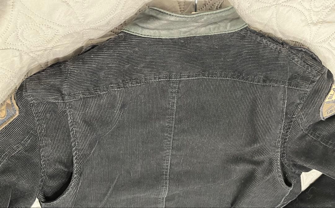 ディーゼル　カッコ良すぎのミリタリー パッチ付き コーデュロイ/革ジャケット美品