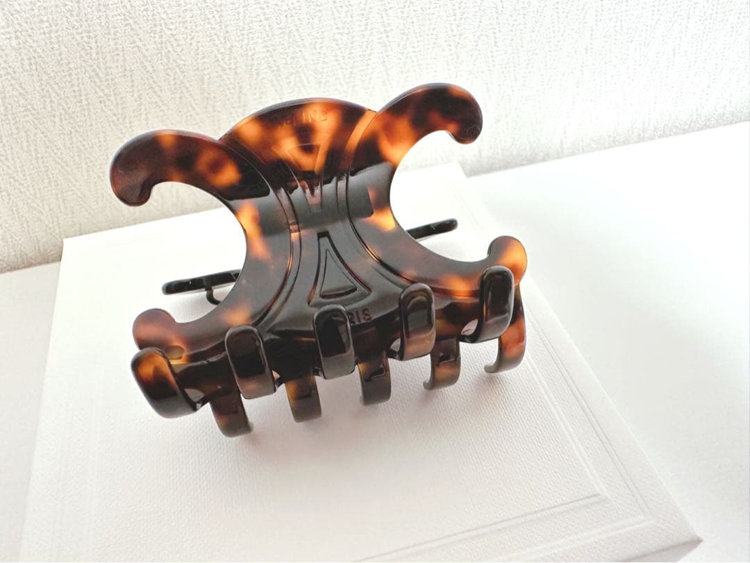 美品 CELINE ラージ ヘアクリップ ダークハバナ