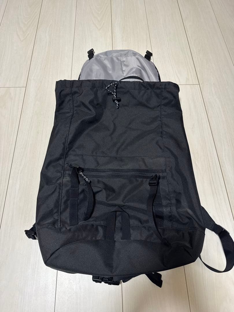 廃盤 入手困難 パタゴニア 25L バックパック リュック 黒 希少　美品