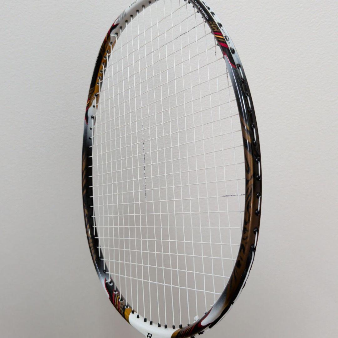 【値下げ】VOLTRIC 80 バドミントンラケット 2本セット