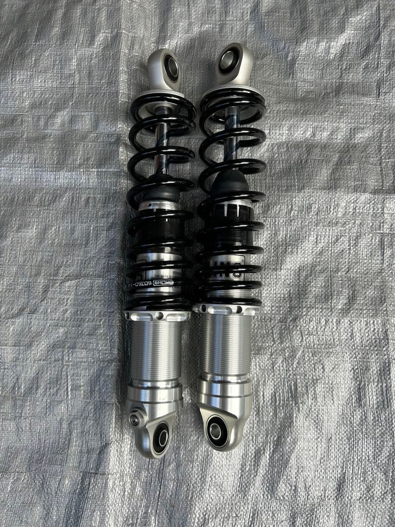 カワサキW800オーリンズリアサス