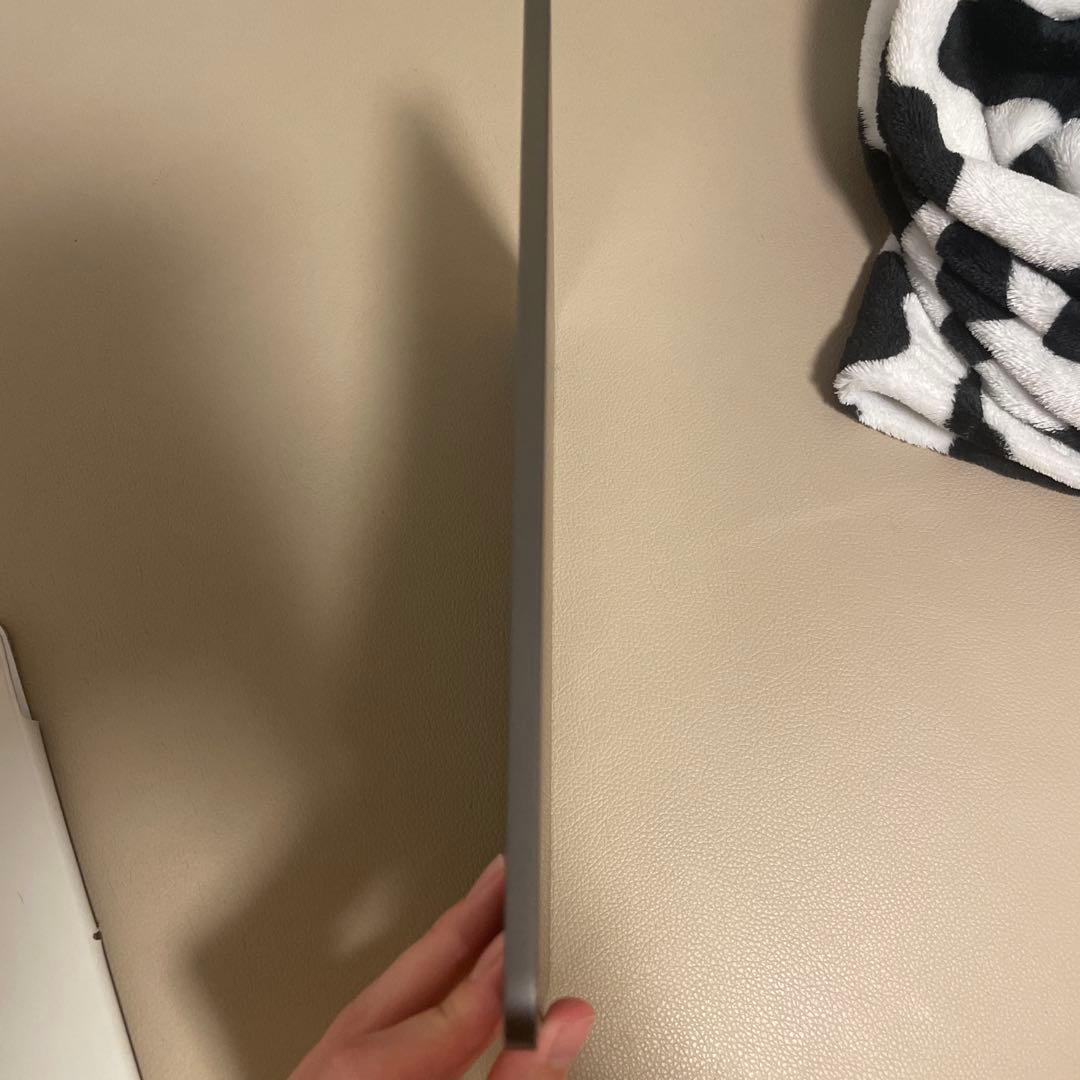 c*y様 iPad Air 5グレー 本体