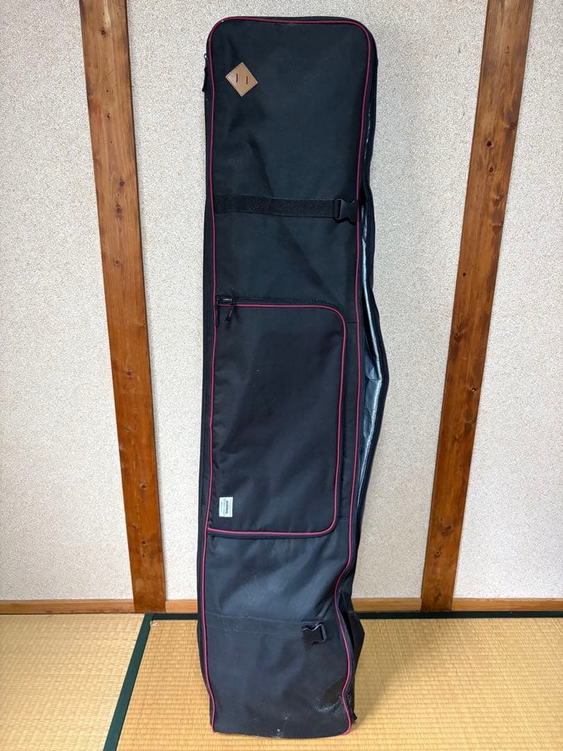 スノーボードバッグとウエアセット