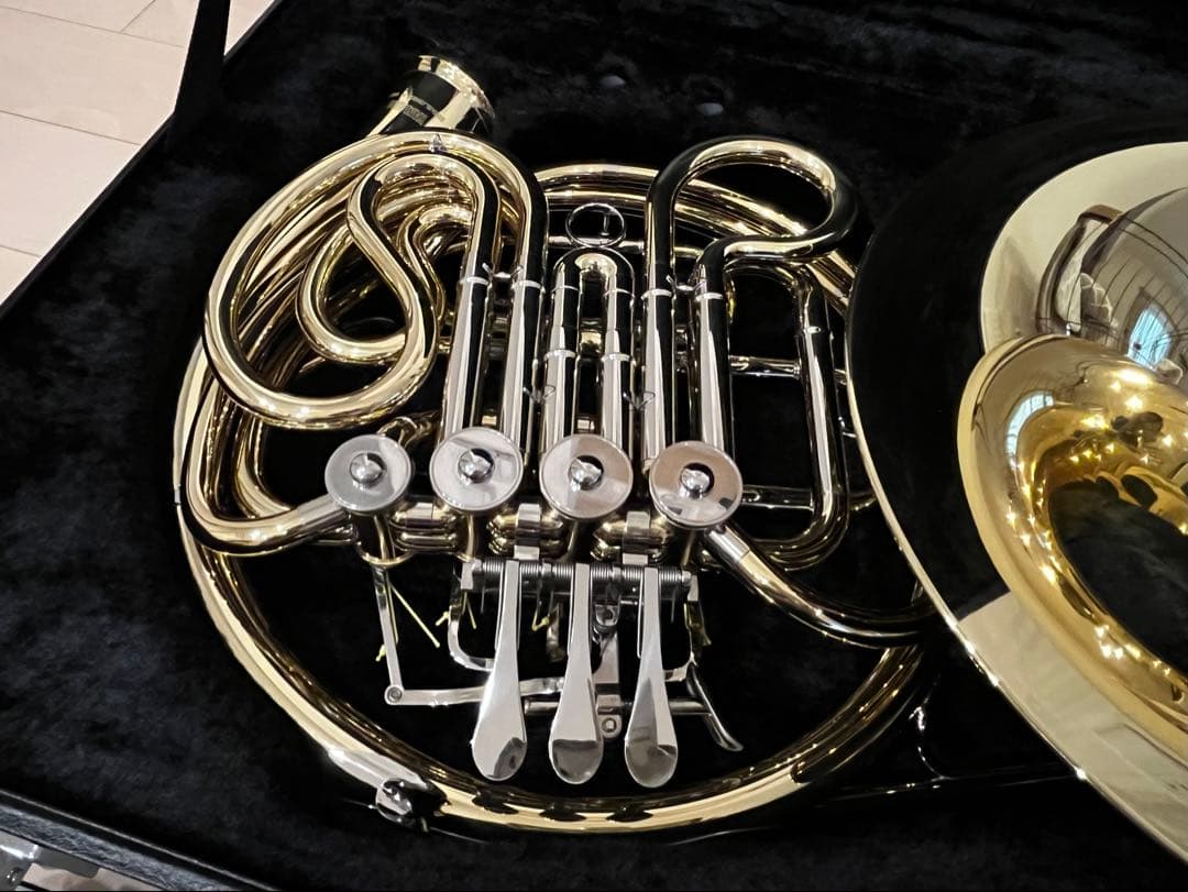 YAMAHA YHR567D フレンチホルン　美品中古　ケース付き