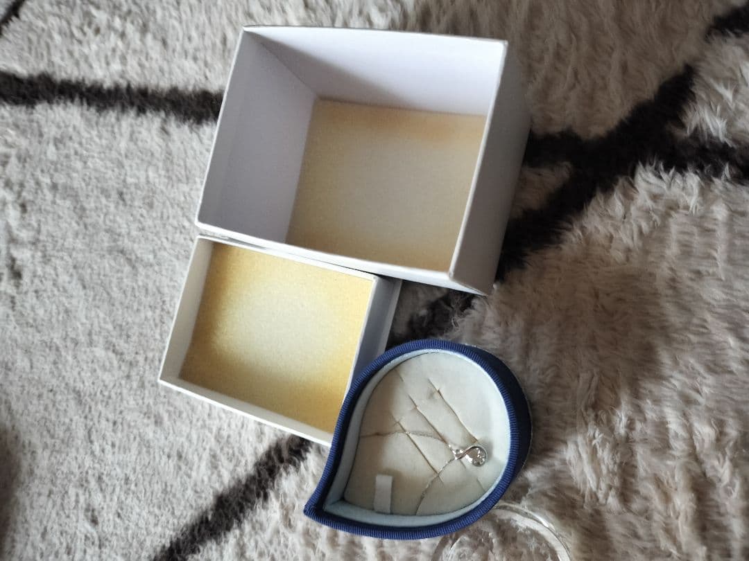 4℃　k10ネックレス　ホワイトゴールド