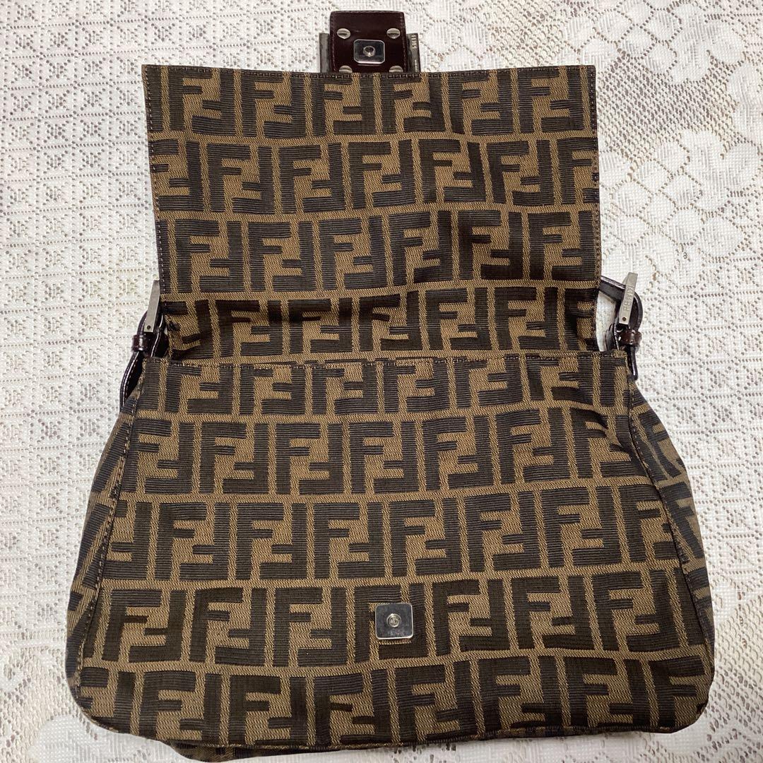 Fendi ロゴパターン ショルダーバッグ