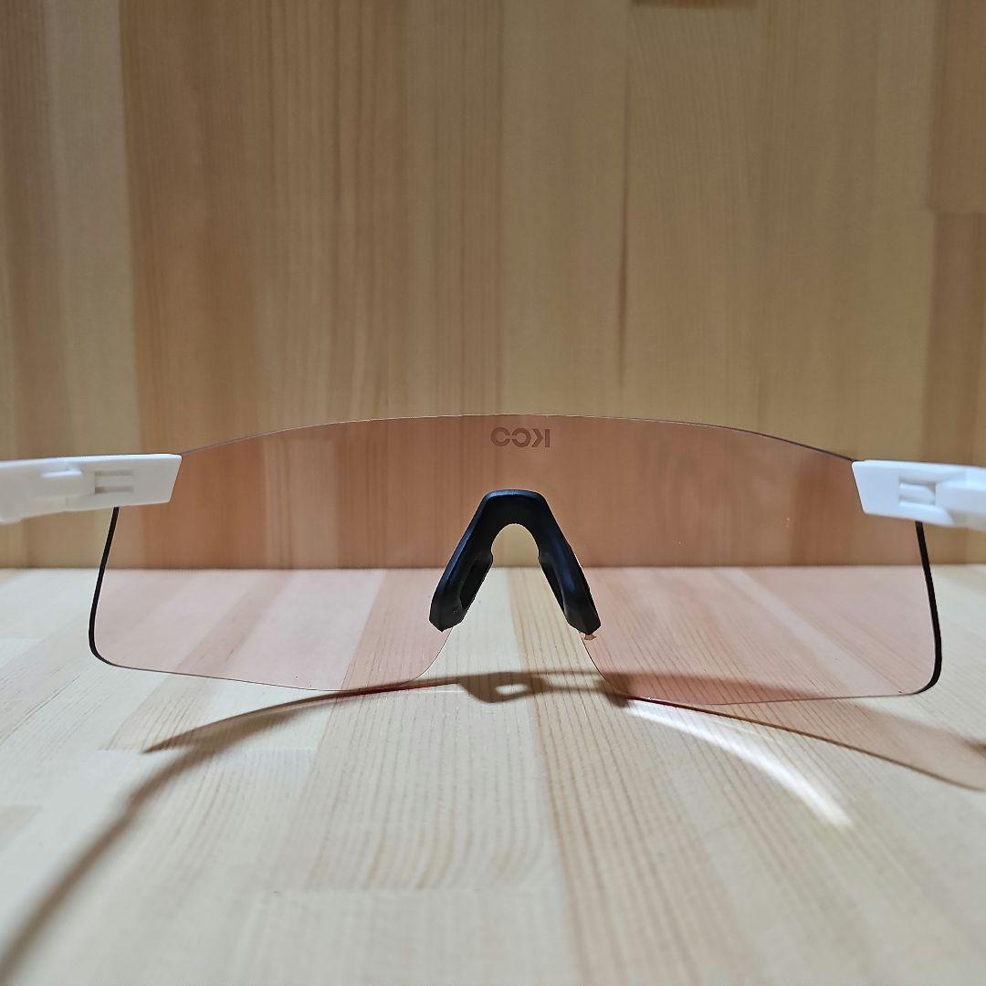 KOO NOVA 調光サングラス
