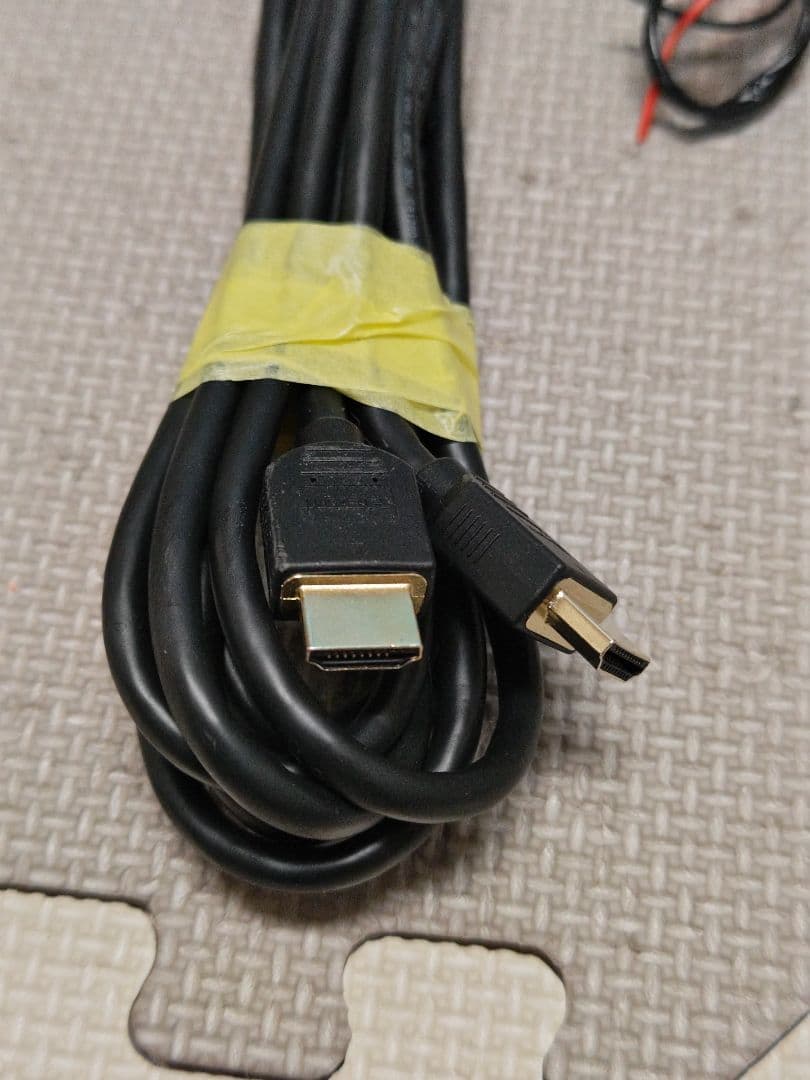 Beat-Sonic HDMI分配器 IF33A．HDMIケーブル3本と電源配線