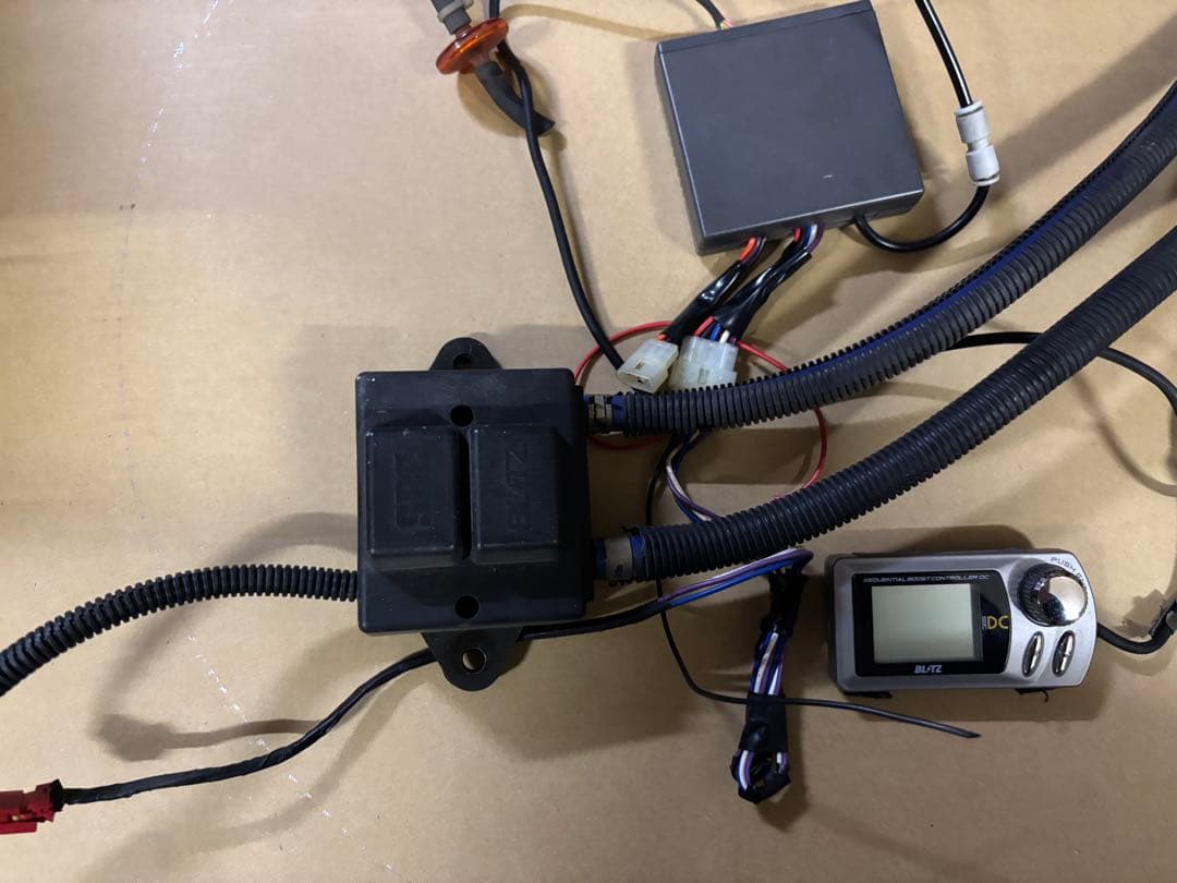 ブリッツ　SBC ブーストコントローラ　ブーコン