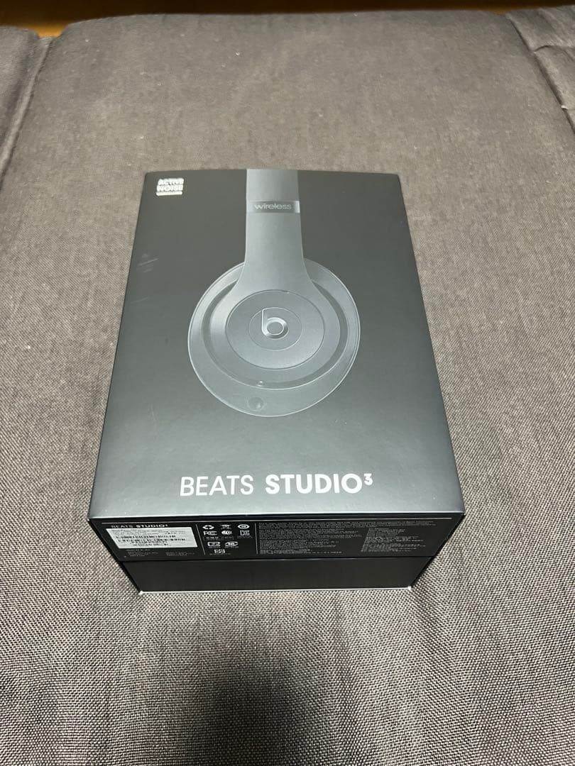【超美品】Beats Studio3ワイヤレスヘッドホン ブラック　箱付き