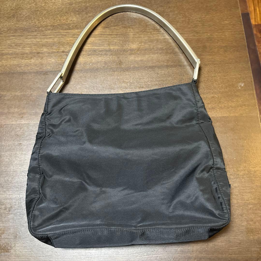 PRADA ブラック ナイロンバッグ