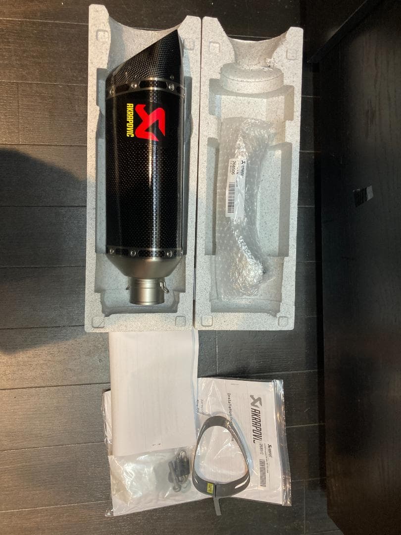 【新品未使用】アクラポビッチ マフラー KTM 125～390DUKE