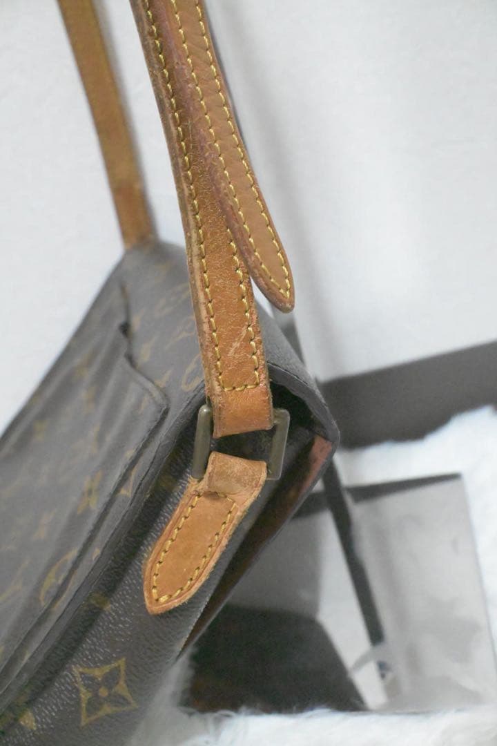 LOUIS VUITTON ルイ ヴィトン サンクルー ショルダーバッグ