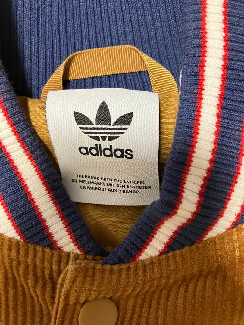 アディダスブルゾンコーデュロイ